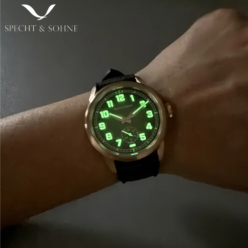 specht & söhne new automatic mechanical watch for men green color rubber strap sapphire crystal c3 luminous 38mm sports watches Glowing wristwatch on wrist