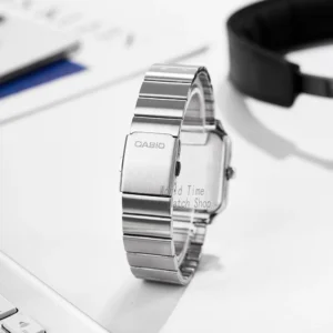 Silver metal watch bracelet